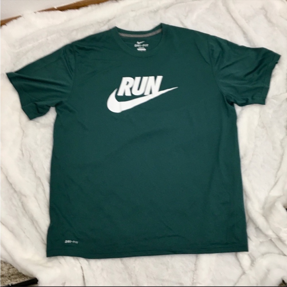 Nike Dri-Fit Run Swoosh Graphic T-shirt- XL